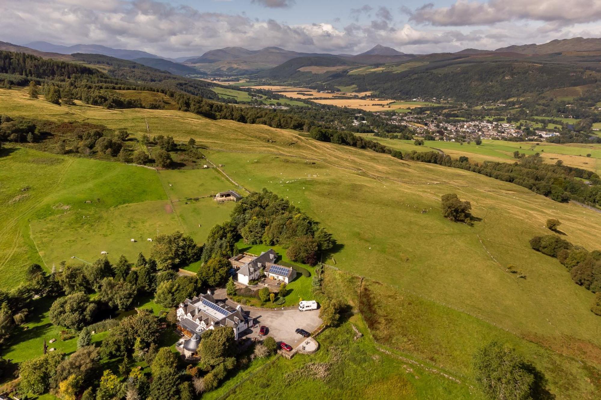 Errichel House And Cottages Aberfeldy Buitenkant foto